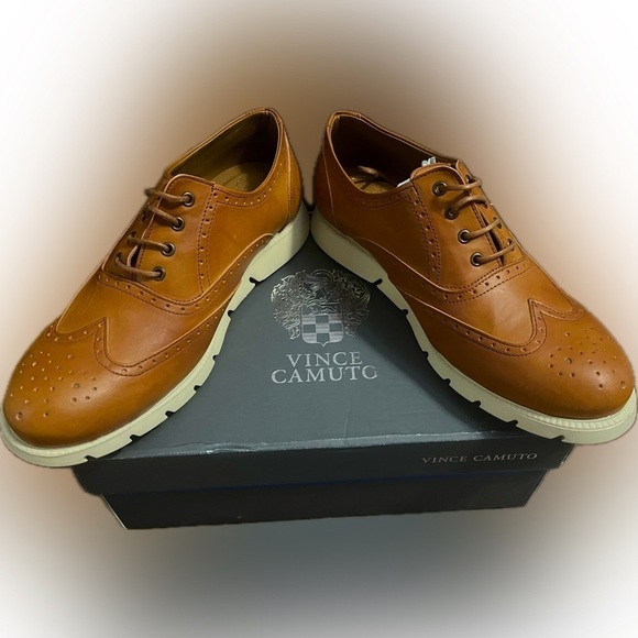 Vince Camuto Boys 6.5 Oxford Style Shoes in saddle brown - Picture 1 of 4